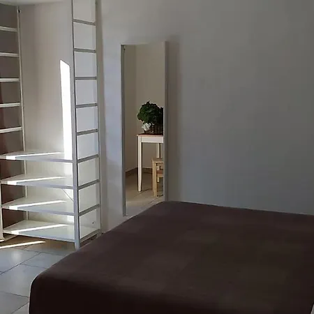 Dimora Monsignore Apartment