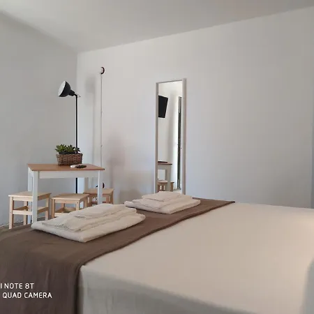 Dimora Monsignore Apartment Torre Lapillo