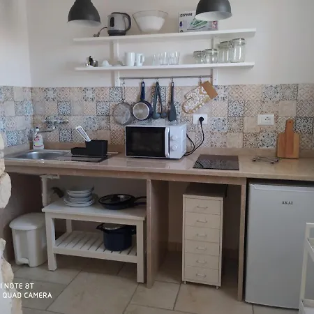 Dimora Monsignore * Torre Lapillo