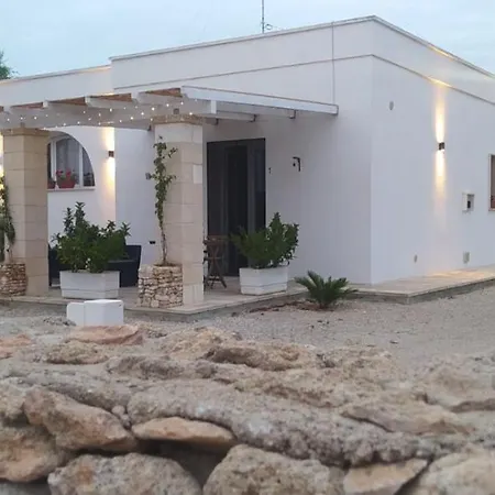 Dimora Monsignore Apartment Torre Lapillo