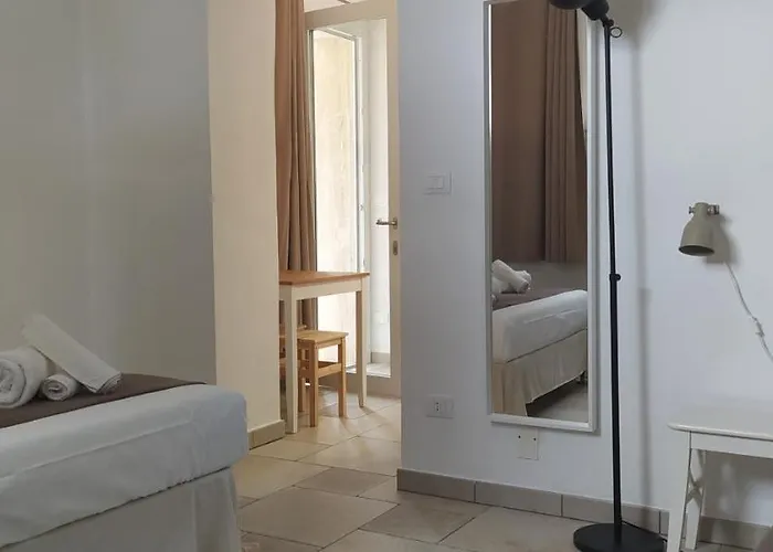 Dimora Monsignore Apartament *
